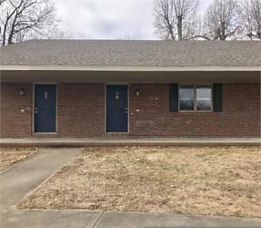 21 Welch Ct - Murray, KY
