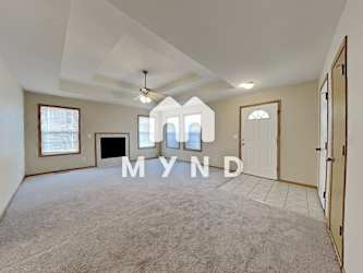 408 W Summit Street - Aurora, MO