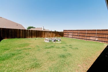 14908 Frisco Ranch Dr - Little Elm, TX