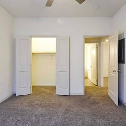 Sorrento Apartments - Hobbs, NM