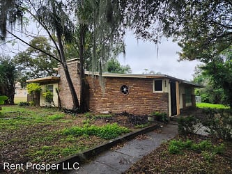 124 Hickory Dr - Haines City, FL