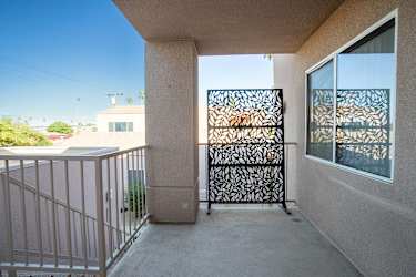 73820 Shadow Mountain Dr unit 202 - Palm Desert, CA