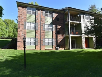 Miller Crest Apartments - Johnson City, TN