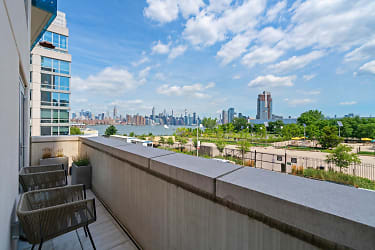 34 N 7th St 2 O Apartments - Brooklyn, NY