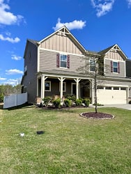 1209 Butterfly Pl - Apex, NC
