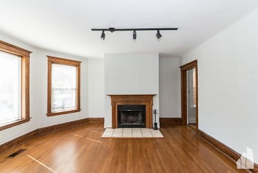 4008 N Southport Ave - Chicago, IL