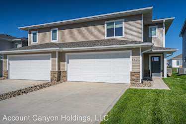 4303 NE 14th Street - Ankeny, IA