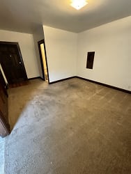625 W Maple Ave unit 3 D - Independence, MO