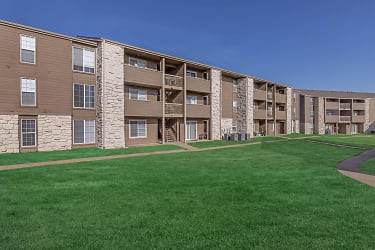 Cobblestone Apartments - Tulsa, OK