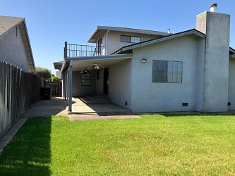 12011 Acosta Ct - Waterford, CA