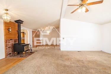 19620 W Ave A - Lancaster, CA