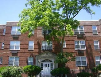 Melrose Court Apartments - Elkins Park, PA