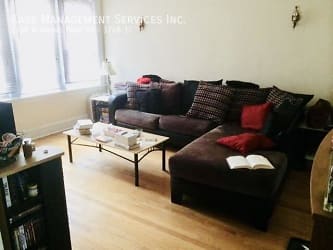 3748 W Irving Park Rd - Chicago, IL