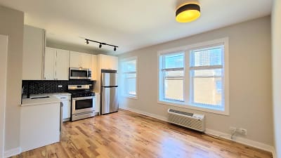656 W Wrightwood Ave unit CL-312 - Chicago, IL