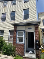 72 Fairview St unit 2nd - Yonkers, NY