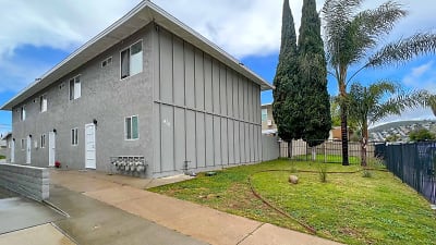 412 Grand Ave - Spring Valley, CA