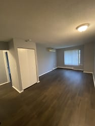 204 2nd St unit 6 - undefined, undefined