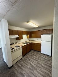 402 2nd Ave NW unit 104 - Jamestown, ND