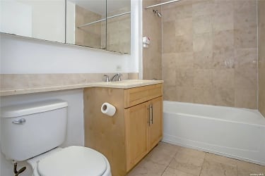 29-30 137th St unit 1c - Queens, NY
