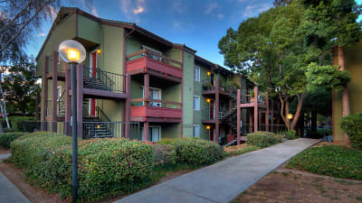 Woodleaf Apartments - Campbell, CA