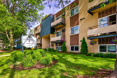 Parkview Manor Apartments - Fairview Park, OH