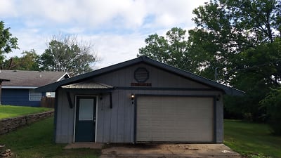 510 W 13th St unit 1 - Russellville, AR
