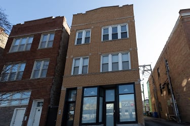 2141 N Western Ave - Chicago, IL