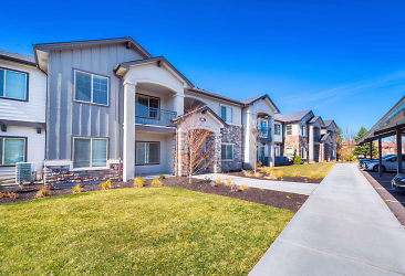 Eagle River Apartments ! First Month's Rent FREE! - Eagle, ID