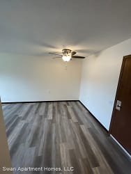 All One Level, Beautifully Renovated Units! Apartments - Platteville, WI