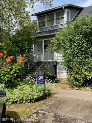 620 SW 2nd St - Corvallis, OR