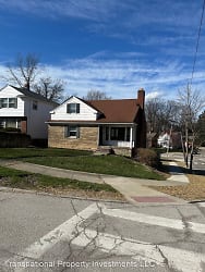 3629 E Scarborough Rd - University Heights, OH