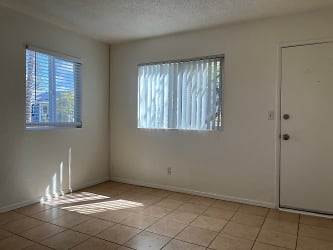 3235 Collier Ave - San Diego, CA