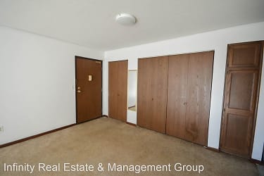 2312 Valleyhigh Dr NW unit F105 - Rochester, MN
