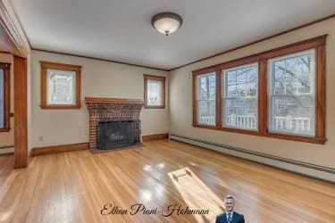 16 Carver Rd unit 2 - Watertown, MA