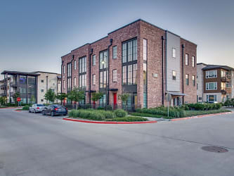 Avalon West Plano Apartments - Carrollton, TX