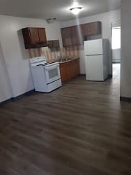 1174 Chandler Ave unit 4 - Akron, OH