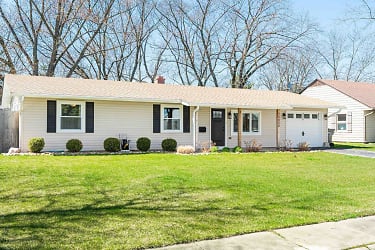 15050 Holiday Ct - Orland Park, IL