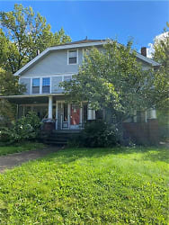2572 Mayfield Rd unit 2574 - Cleveland Heights, OH