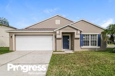 114 Bristol Forest Trl - Sanford, FL