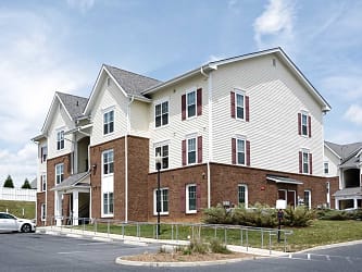 Montague Terrace Apartments - Stuarts Draft, VA