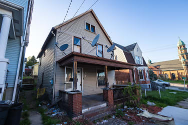 435 Murray Ave - Donora, PA