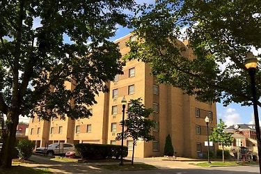 415 W College Ave - State College, PA