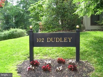 102 Dudley Ave #A4 - Narberth, PA