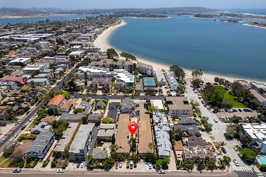 Sail Bay Apartments - San Diego, CA