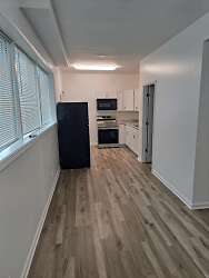 10700 S Roberts Rd unit 13 - undefined, undefined
