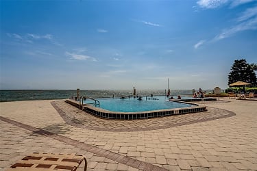 450 S Gulfview Blvd #1107 - Clearwater, FL