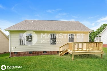 2932 Median Ct - High Point, NC