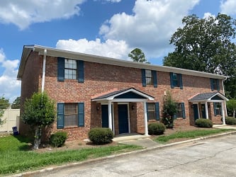 679 Old Summerville Rd NW unit 679 - Rome, GA