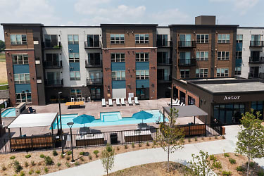 Aster Apartments - Coon Rapids, MN