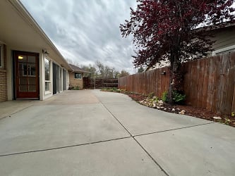 213 Princeton Rd - Fort Collins, CO